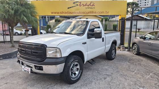 FORD F-250 4.2 XL 4X2 CS TURBO INTERCOOLER DIESEL 2P MANUAL FORD F-250 4.2 XL 4X2 CS TURBO INTERCOOLER DIESEL 2P MANUAL